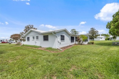 Welcome to this beautifully maintained 2-bedroom, 2-bathroom on River Isles Golf Club in Florida - for sale on GolfHomes.com, golf home, golf lot
