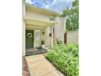 Amazing opportunity to own this beautiful, fully-renovated condo on The Deerwood Country Club in Florida - for sale on GolfHomes.com, golf home, golf lot
