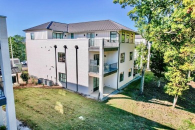 Welcome to this beautiful 3 bedroom, 3.5 bathroom condo located on The Country Club of Oxford in Mississippi - for sale on GolfHomes.com, golf home, golf lot