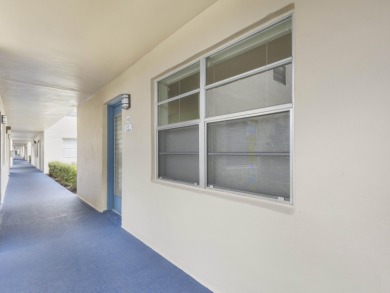 Welcome to this charming 1st floor 2/2 bedroom condo in the on Kings Point Golf -Flanders Way in Florida - for sale on GolfHomes.com, golf home, golf lot
