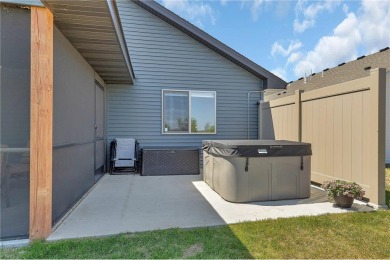 Looking for one level living and having great space to on Territory Golf Club in Minnesota - for sale on GolfHomes.com, golf home, golf lot