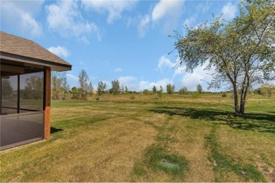Looking for one level living and having great space to on Territory Golf Club in Minnesota - for sale on GolfHomes.com, golf home, golf lot