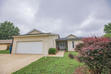 Here's your chance to get into one of Bolivar's most loved on Boliver Municipal Golf Course  in Missouri - for sale on GolfHomes.com, golf home, golf lot