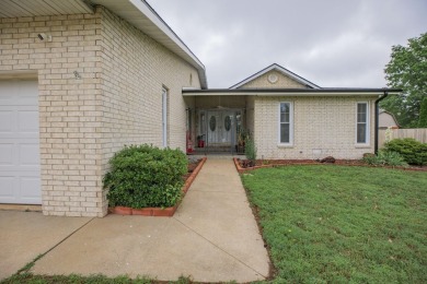 Here's your chance to get into one of Bolivar's most loved on Boliver Municipal Golf Course  in Missouri - for sale on GolfHomes.com, golf home, golf lot