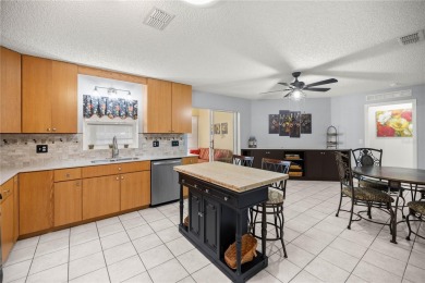 Furnished home PLUS GOLF CART featuring 3 bedrooms, 3 bathrooms on On Top of the World Golf Course in Florida - for sale on GolfHomes.com, golf home, golf lot