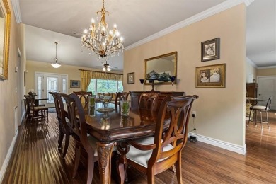 Welcome to 26 White River Ln in beautiful Holiday Island! This on Holiday Island Executive Golf Course in Arkansas - for sale on GolfHomes.com, golf home, golf lot