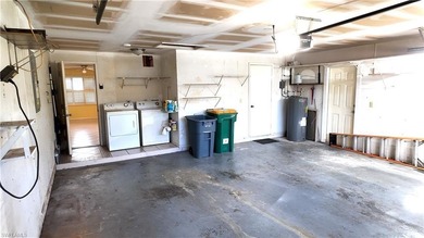 Discover this charming 3-bedroom, 2-bathroom (2 car garage) home on Lakewood Country Club in Florida - for sale on GolfHomes.com, golf home, golf lot