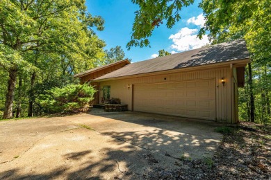 Private walkway to Cortez Clubhouse from this beautiful home on Cortez Golf Course in Arkansas - for sale on GolfHomes.com, golf home, golf lot