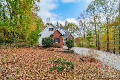 This beautifully remodeled home is nestled on nearly 1.5 acres on Green Oaks Golf Course in North Carolina - for sale on GolfHomes.com, golf home, golf lot