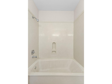 Move-in ready townhome in Hixson, TN!
Located in Valleybrook on Valleybrook Golf and Country Club in Tennessee - for sale on GolfHomes.com, golf home, golf lot