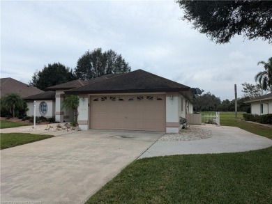 Spacious Golf Course Home Calling For Its New Owner! on Country Club of Sebring in Florida - for sale on GolfHomes.com, golf home, golf lot