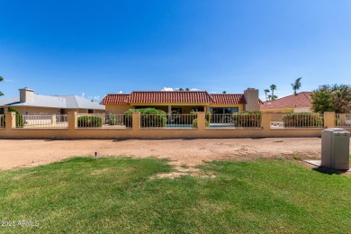 Remodeled Seville on Briarwood Golf Course!
Granite counters o on Briarwood Country Club in Arizona - for sale on GolfHomes.com, golf home, golf lot