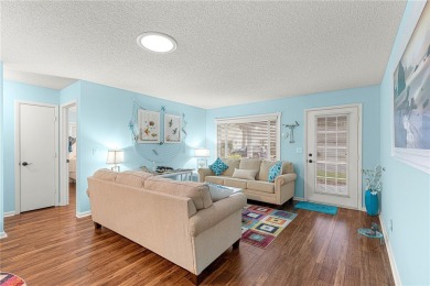UPGRADED/RENOVATED END UNIT Bostonian Model Villa located next on On Top of the World Golf Course in Florida - for sale on GolfHomes.com, golf home, golf lot