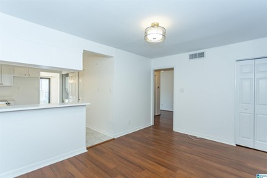 Great location in Inverness for the price. Cambrian Wood is on Inverness Country Club in Alabama - for sale on GolfHomes.com, golf home, golf lot