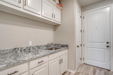 Gorgeous and better than new 4-bedroom, 3-full baths home on Pecan Plantation Country Club in Texas - for sale on GolfHomes.com, golf home, golf lot