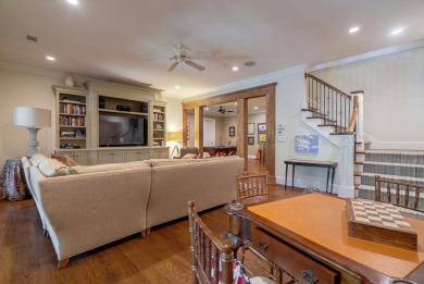 Lakefront retreat o Sunset views o Two outdoor kitchens o Steps on Reynolds Lake Oconee - The Oconee in Georgia - for sale on GolfHomes.com, golf home, golf lot