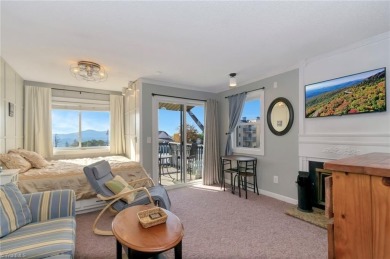 TURNKEY mtn condo w/LONG RANGE VIEWS for UNDER $95K! Buy now & on Beech Mountain Club in North Carolina - for sale on GolfHomes.com, golf home, golf lot