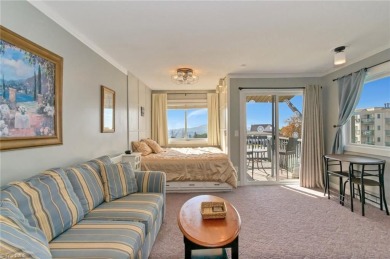 TURNKEY mtn condo w/LONG RANGE VIEWS for UNDER $95K! Buy now & on Beech Mountain Club in North Carolina - for sale on GolfHomes.com, golf home, golf lot