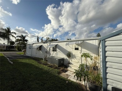 2 bedroom and 2 baths manufactured home in the beautiful on The Club at Emerald Hills in Florida - for sale on GolfHomes.com, golf home, golf lot