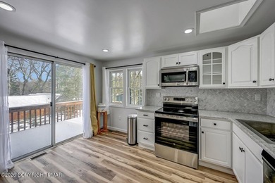 Welcome to this completely remodeled Split Rock Cottage. 3 on Split Rock Resort and Country Club in Pennsylvania - for sale on GolfHomes.com, golf home, golf lot