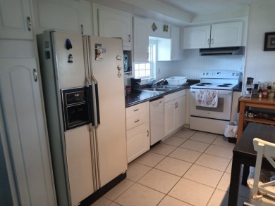 LOCATION, LOCATION! -- Fully Furnished 2/2 in Great Condition -- on Spessard Holland Golf Course in Florida - for sale on GolfHomes.com, golf home, golf lot