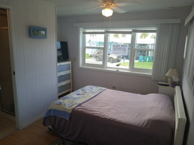 LOCATION, LOCATION! -- Fully Furnished 2/2 in Great Condition -- on Spessard Holland Golf Course in Florida - for sale on GolfHomes.com, golf home, golf lot