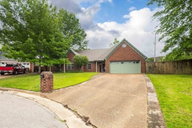Very low taxes, and seller is offering $5,000 toward closing on Stonebridge Golf Club in Tennessee - for sale on GolfHomes.com, golf home, golf lot