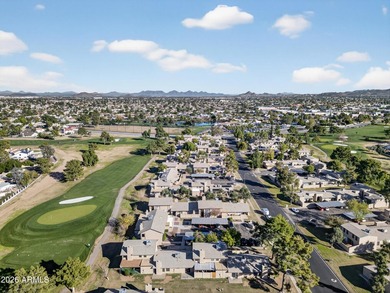 Honey stop the car-this is your new home! Beautiful 3/2 with on Bellaire Golf Club in Arizona - for sale on GolfHomes.com, golf home, golf lot