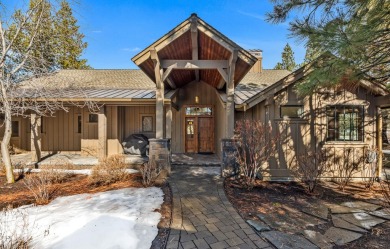 This beautifully designed Sun Forest cabin in Caldera Springs on Sunriver Caldera Springs Golf Course in Oregon - for sale on GolfHomes.com, golf home, golf lot