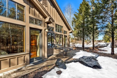 This beautifully designed Sun Forest cabin in Caldera Springs on Sunriver Caldera Springs Golf Course in Oregon - for sale on GolfHomes.com, golf home, golf lot