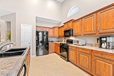 Welcome to this charming, spacious, well maintained 3 bedroom on Boulder Creek Golf Club in Ohio - for sale on GolfHomes.com, golf home, golf lot