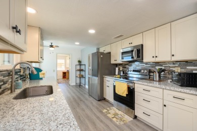 Fully remodeled home, Windows, floors, Kitchin, Appliances on Briarwood Country Club in Arizona - for sale on GolfHomes.com, golf home, golf lot