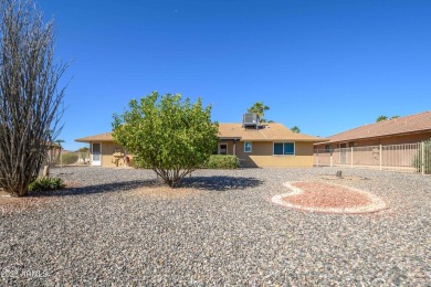 Fully remodeled home, Windows, floors, Kitchin, Appliances on Briarwood Country Club in Arizona - for sale on GolfHomes.com, golf home, golf lot