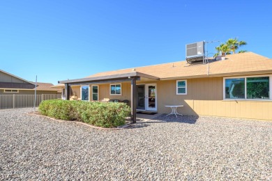 Fully remodeled home, Windows, floors, Kitchin, Appliances on Briarwood Country Club in Arizona - for sale on GolfHomes.com, golf home, golf lot