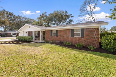 Just a short walk to Kenwood Elementary School sits this updated on Fort Walton Beach Golf Course in Florida - for sale on GolfHomes.com, golf home, golf lot