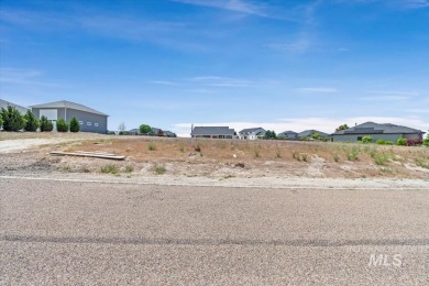 Build your dream home in the Timberstone Golf Course community! on Timberstone Golf Course in Idaho - for sale on GolfHomes.com, golf home, golf lot