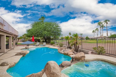 Golf Course Luxury in Gilbert!
This stunning 4BR + loft home on Greenfield Lakes Golf Club in Arizona - for sale on GolfHomes.com, golf home, golf lot