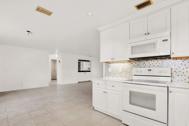 Solid  CBS pool home on desirable .25 acre corner lot just one on Turtle Creek Club in Florida - for sale on GolfHomes.com, golf home, golf lot