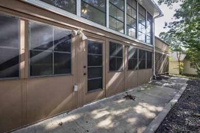 Oh, the possibilities! Enjoy this spacious home on the 14th on Balboa Golf Course in Arkansas - for sale on GolfHomes.com, golf home, golf lot