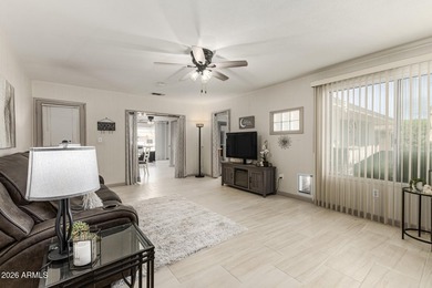 2 bed, 2 bath Sun City home with 1,659 sq ft and bonus room that on PalmBrook Country Club in Arizona - for sale on GolfHomes.com, golf home, golf lot