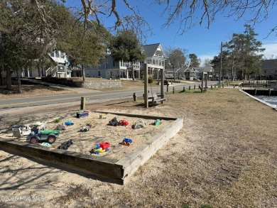 Welcome to 1773 Kennels Beach Road!

Discover the charm of on Harbour Point Golf Club in North Carolina - for sale on GolfHomes.com, golf home, golf lot