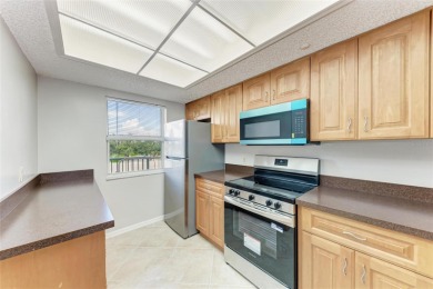 This WONDERFULLY UPDATED 2 bedroom and 2 bathroom condo is on Terra Ceia Golf and Country Club in Florida - for sale on GolfHomes.com, golf home, golf lot