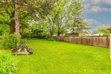 Are looking for a huge lot in a sought after neighborhood of on Edgebrook Golf Course in Illinois - for sale on GolfHomes.com, golf home, golf lot