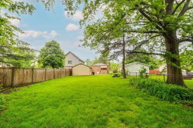 Are looking for a huge lot in a sought after neighborhood of on Edgebrook Golf Course in Illinois - for sale on GolfHomes.com, golf home, golf lot