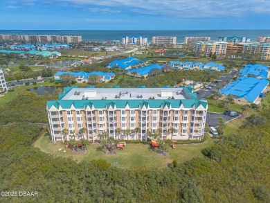 Spacious Corner Unit with Breathtaking Views

Experience the on Harbour Village Golf and Yacht Club in Florida - for sale on GolfHomes.com, golf home, golf lot