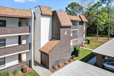 Motivated Seller! Move in ready! Open floor plan! Maintenance on Sugarmill Woods Golf and Country Club in Florida - for sale on GolfHomes.com, golf home, golf lot
