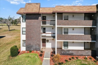 Motivated Seller! Move in ready! Open floor plan! Maintenance on Sugarmill Woods Golf and Country Club in Florida - for sale on GolfHomes.com, golf home, golf lot