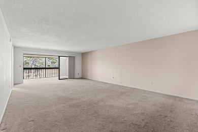 Motivated Seller! Move in ready! Open floor plan! Maintenance on Sugarmill Woods Golf and Country Club in Florida - for sale on GolfHomes.com, golf home, golf lot