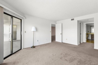 Motivated Seller! Move in ready! Open floor plan! Maintenance on Sugarmill Woods Golf and Country Club in Florida - for sale on GolfHomes.com, golf home, golf lot