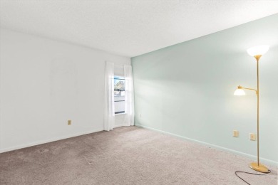 Motivated Seller! Move in ready! Open floor plan! Maintenance on Sugarmill Woods Golf and Country Club in Florida - for sale on GolfHomes.com, golf home, golf lot